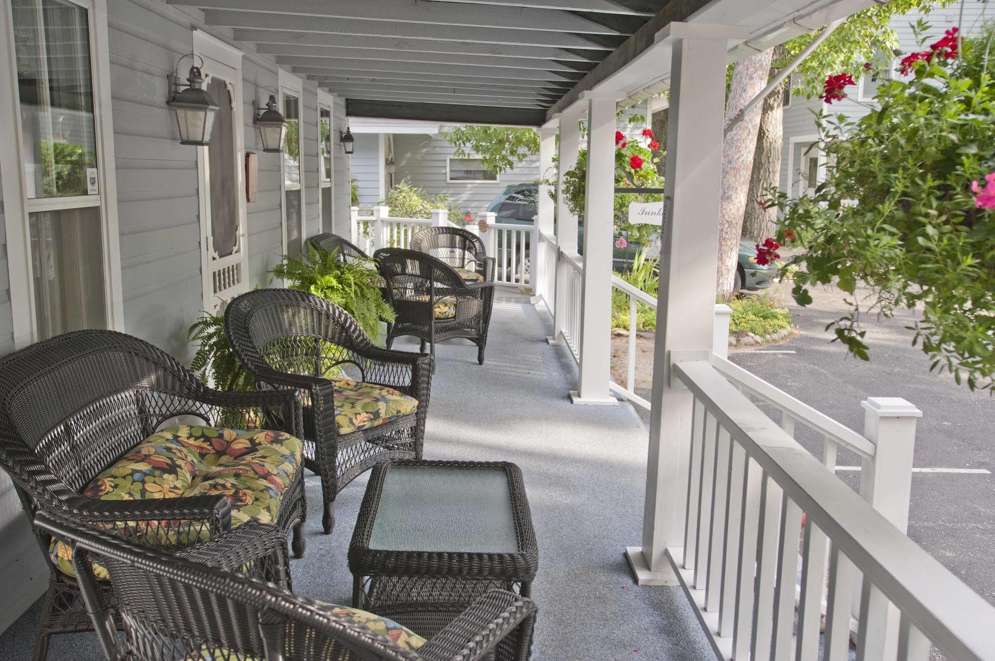 Sylvan Inn Bed & Breakfast Glen Arbor Esterno foto